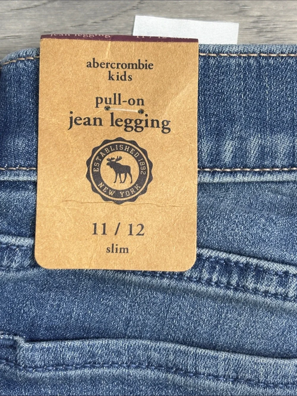 Abercrombie Kids Pull-on Jean Leggings -‎ size 11/12 Slim NWT